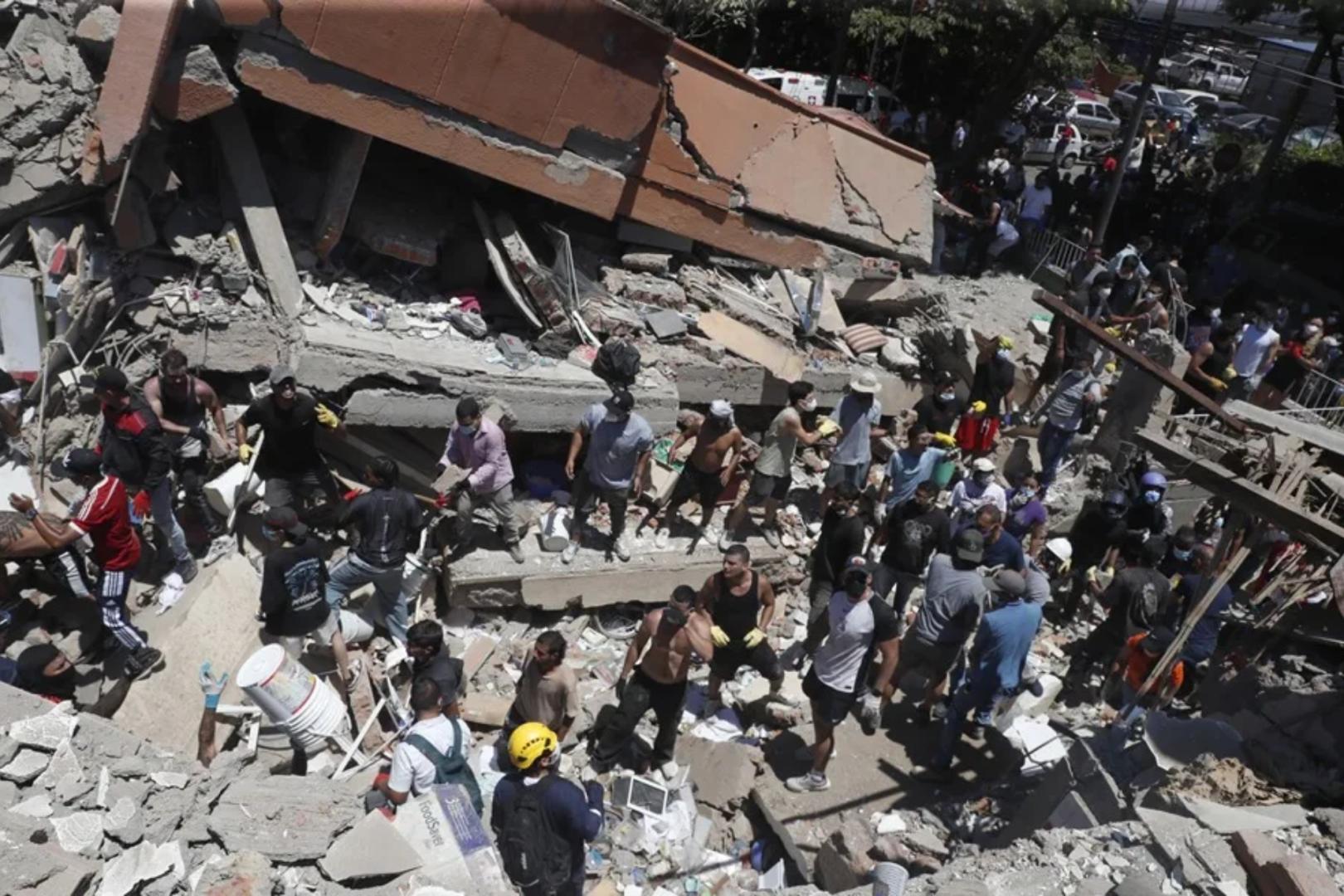 Foto de sismo de 7.4 grados de magnitud