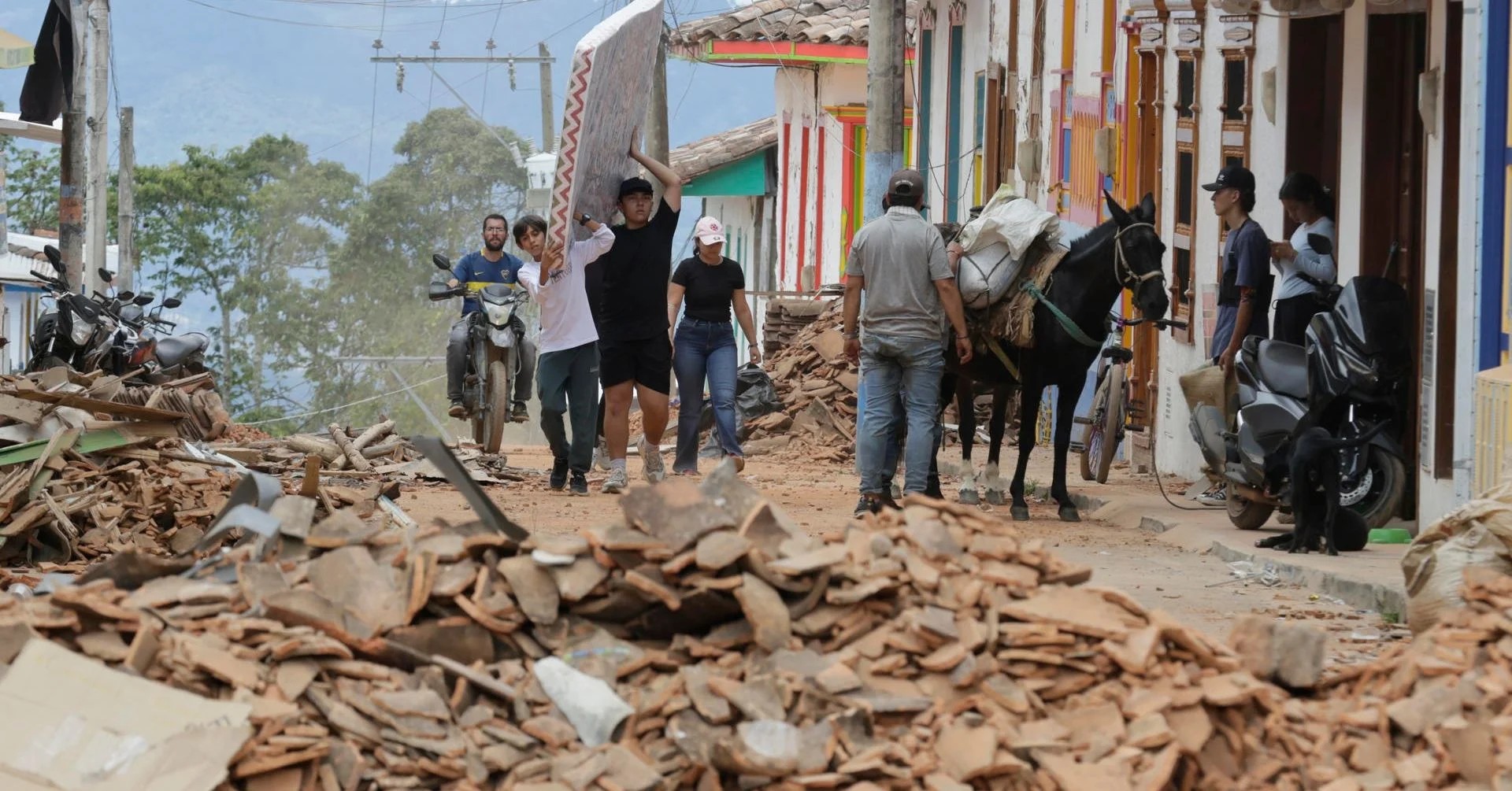 Foto de sismo de 7.4 grados de magnitud