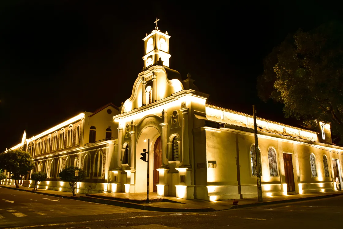 Iglesia Parque Colón Cúcuta
