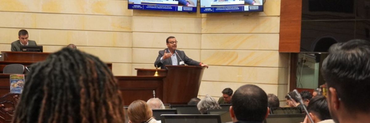 sesión en el congreso sobre la Ley de Competencias