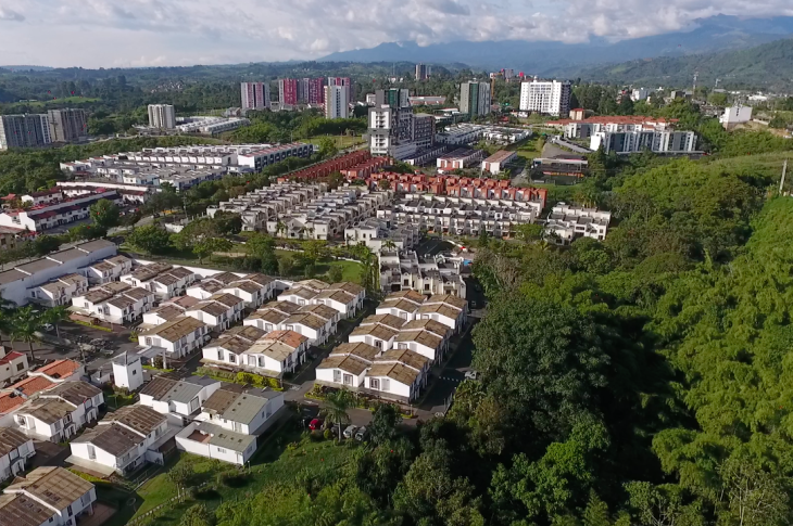 Vista aérea 2 de Armenia