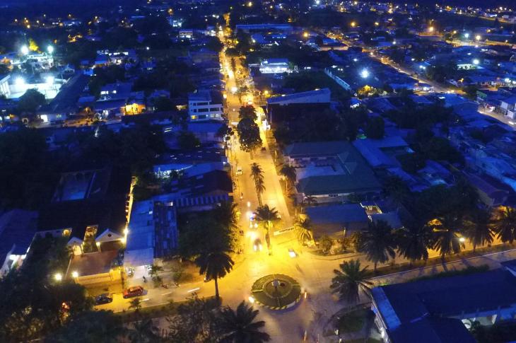 Leticia de noche