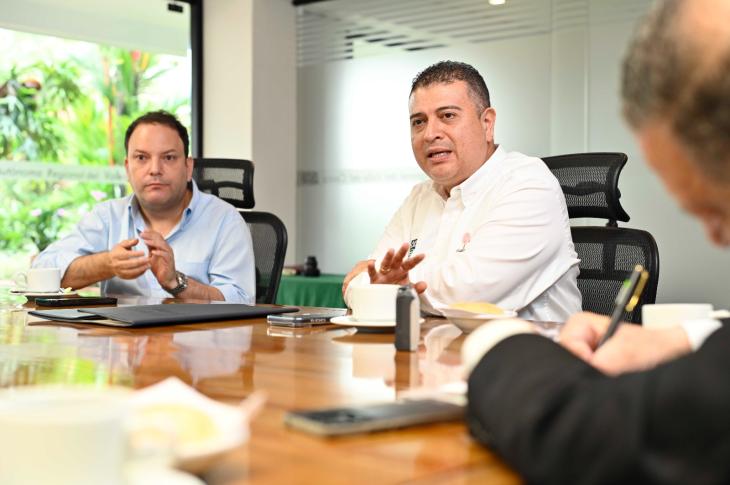 Corporación Autónoma Regional del Valle del Cauca y Asocapitales firman alianza para fortalecer la gestión ambiental