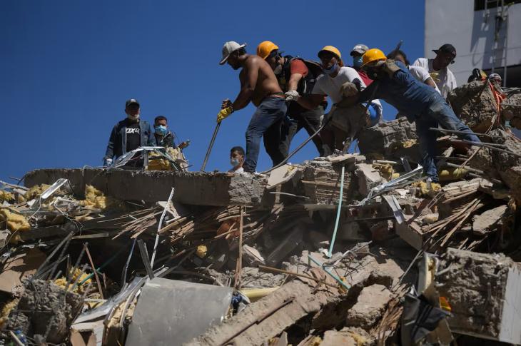 Foto de sismo de 7.4 grados de magnitud