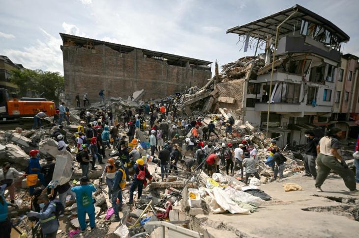 Foto de sismo de 7.4 grados de magnitud