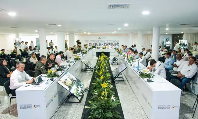 MinDefensa y alcaldes de ciudades capitales acuerdan cuatro ejes para fortalecer la seguridad urbana