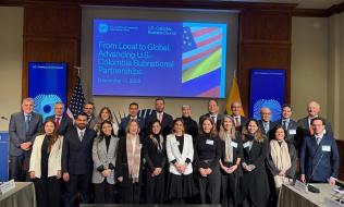 ” Colombia no es solo el gobierno nacional” Landau a mandatarios locales y regionales nacionales”