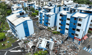 Fotografía de daños terremoto en Colombia