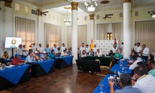 Mesa de negociación campesinos y gobernador de Santander