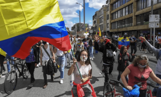 Imagen de derecho a la protesta y los derechos de todos