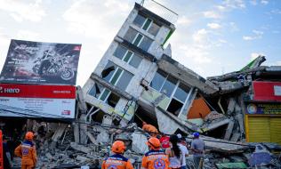 foto de sismo de 7.4 de magnitud